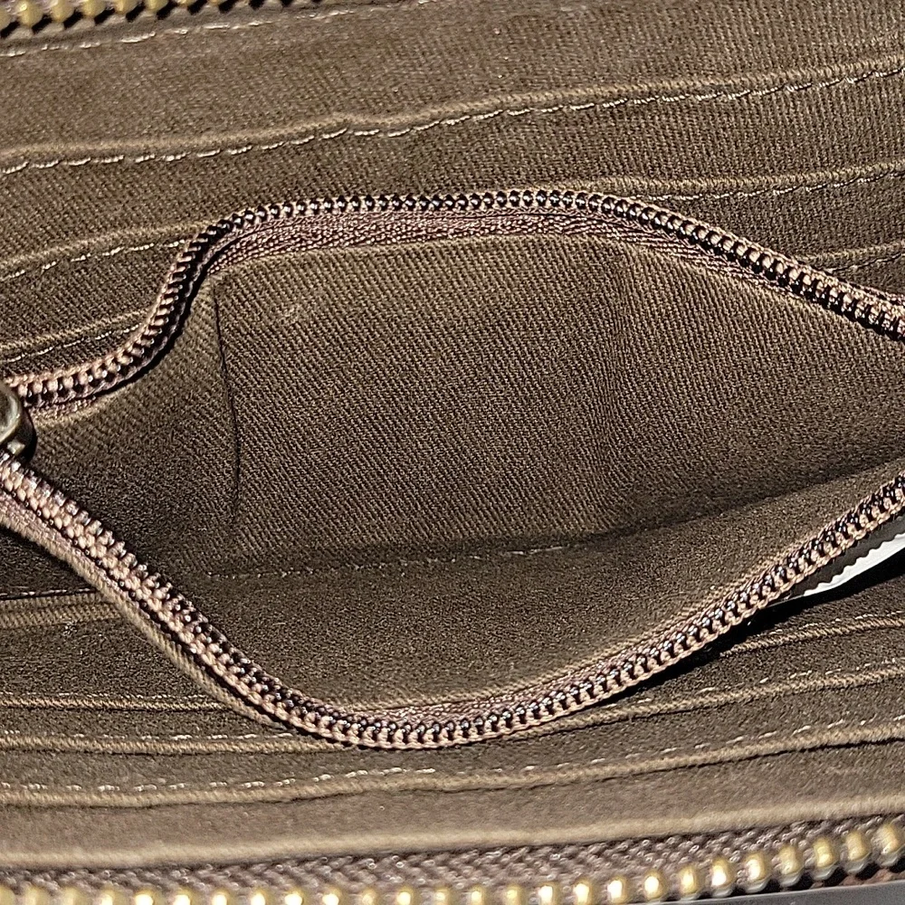 STS Ranchwear Southwestern Stripe Tapestry Leather Zip Around Wallet
